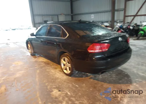 2015 Volkswagen Passat 1.8T Limited Edition из США, поврежденный, VIN 1VWAS7A31FC109880